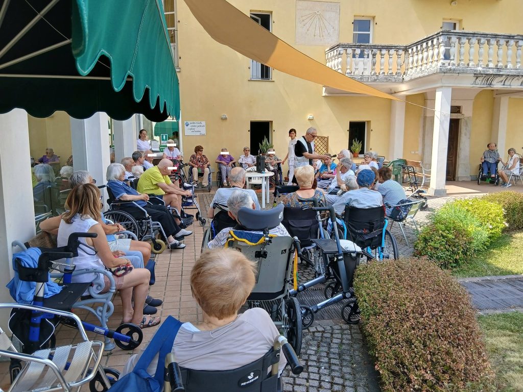 VILLA FIORITA 25-6-2026 (1) - Con mascherine